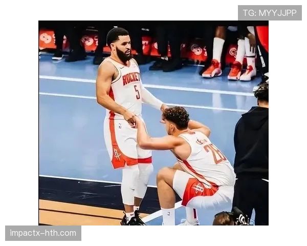 布鲁克斯三分火力助攻球队再创佳绩